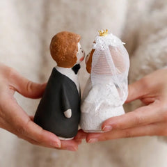 Wedding Gift for Couples - Romantic Cartoon Ceramics Figurine, Anniversary Keepsake & Creative Home Decor for Bedroom/Living Room